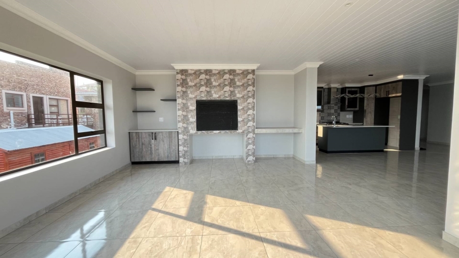 4 Bedroom Property for Sale in Dana Bay Western Cape